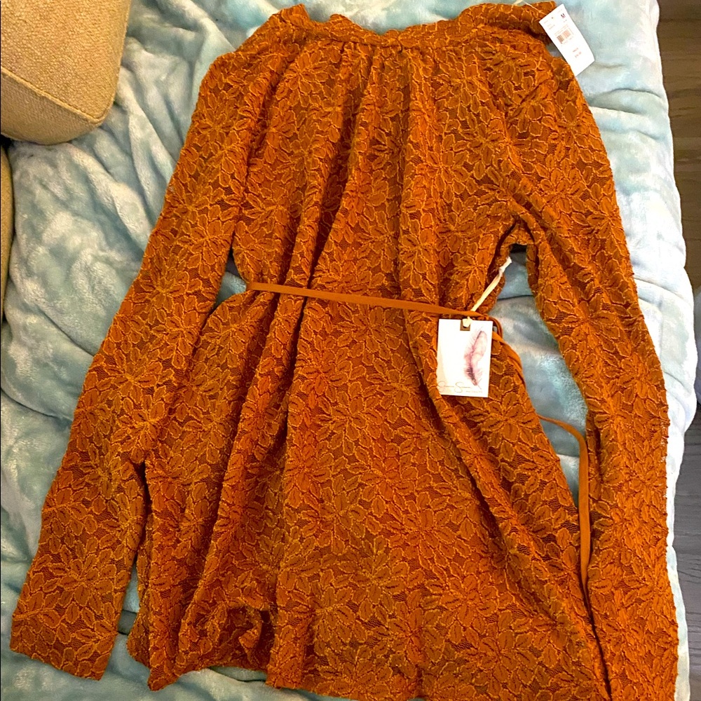 Long sleeve lace tunic nwt